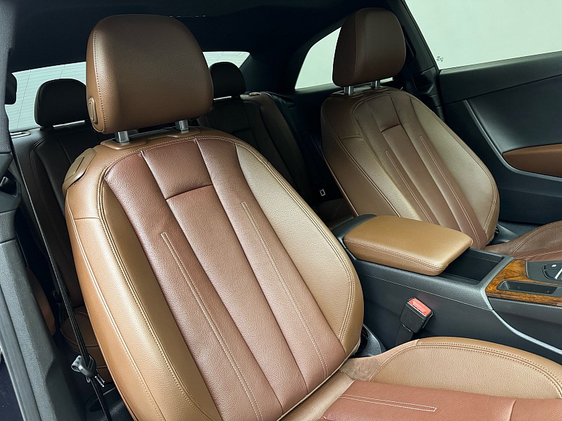 Vehicle image 19 of 44