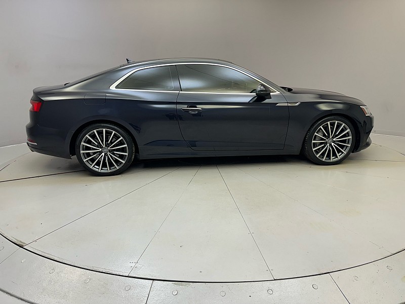 Vehicle image 5 of 44