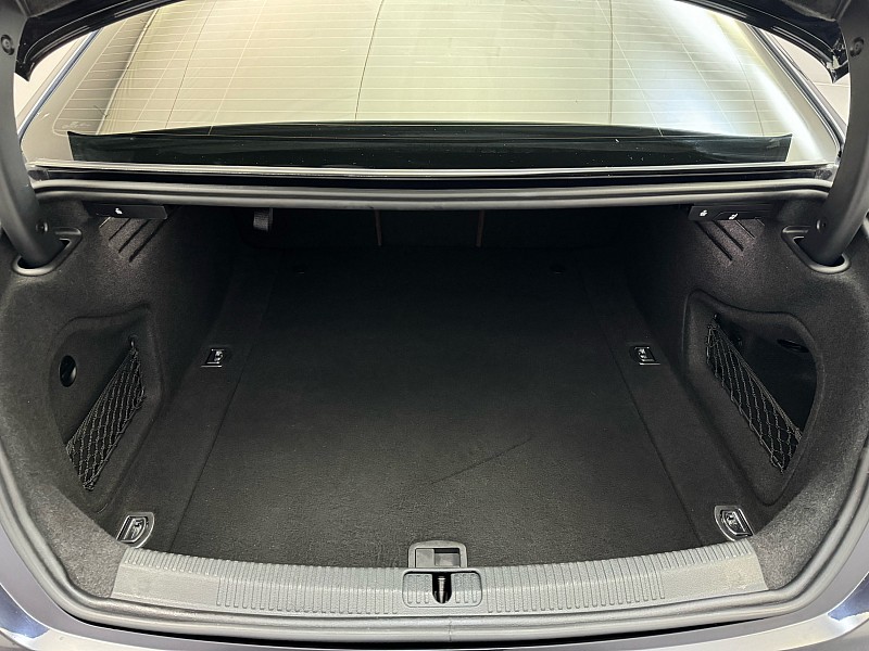 Vehicle image 16 of 44