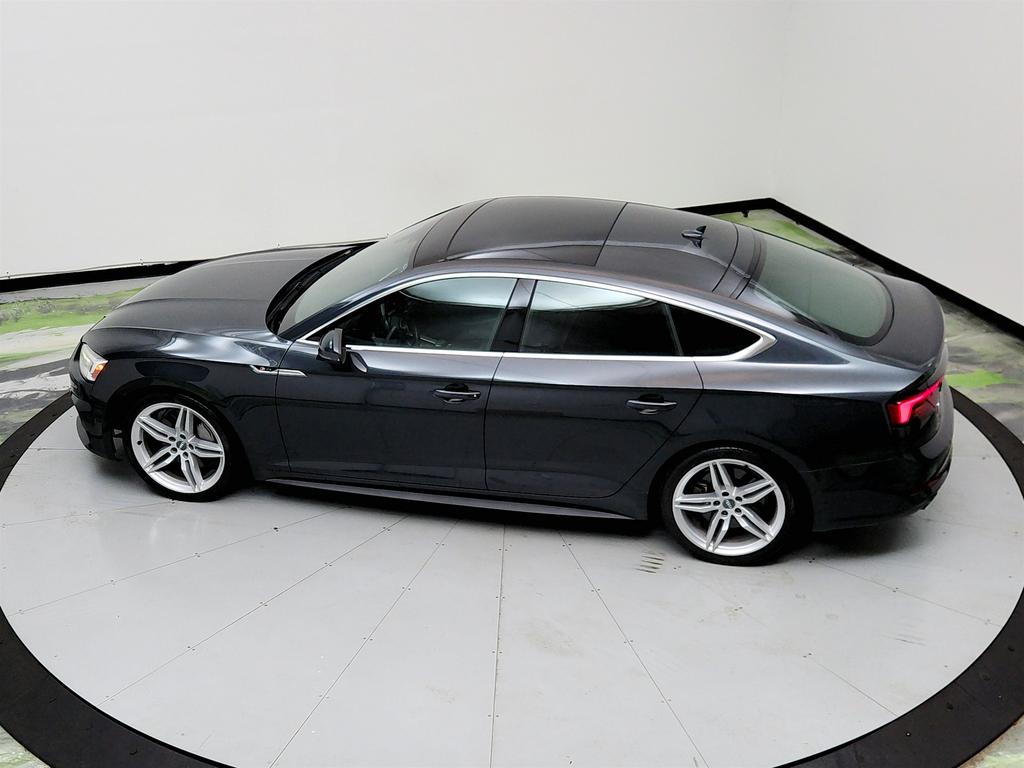 Vehicle image 17 of 46