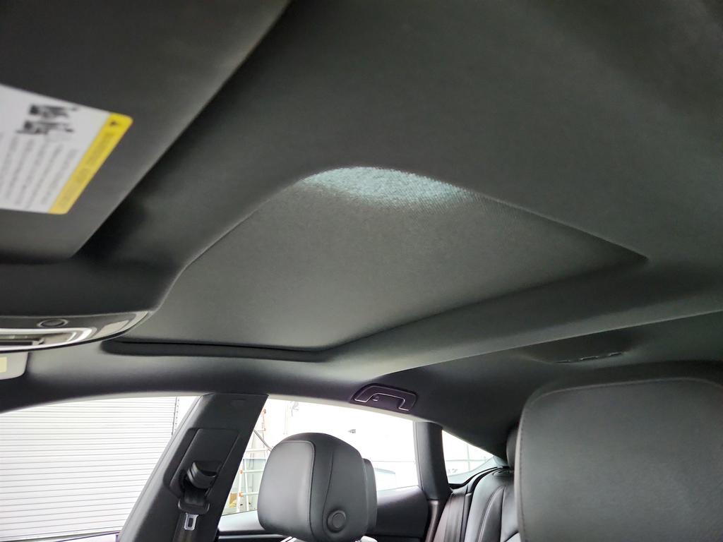 Vehicle image 22 of 46