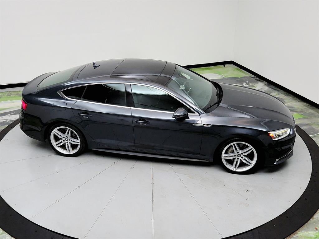 Vehicle image 7 of 46