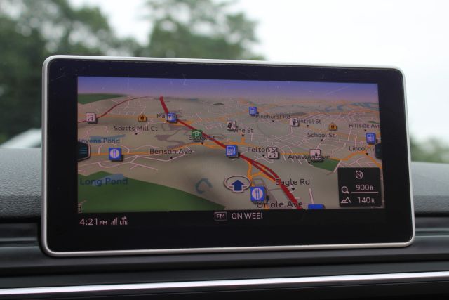 Vehicle image 20 of 44