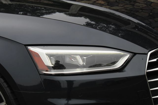 Vehicle image 37 of 44