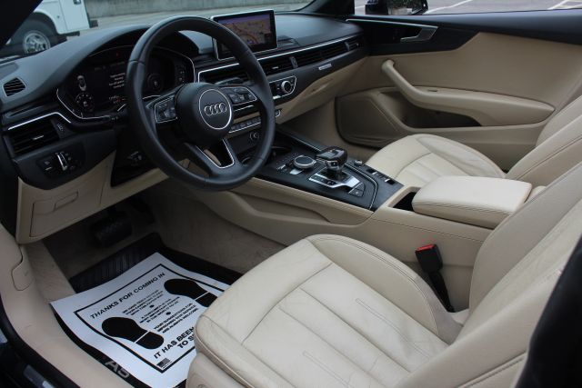 Vehicle image 16 of 44