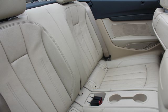 Vehicle image 15 of 44