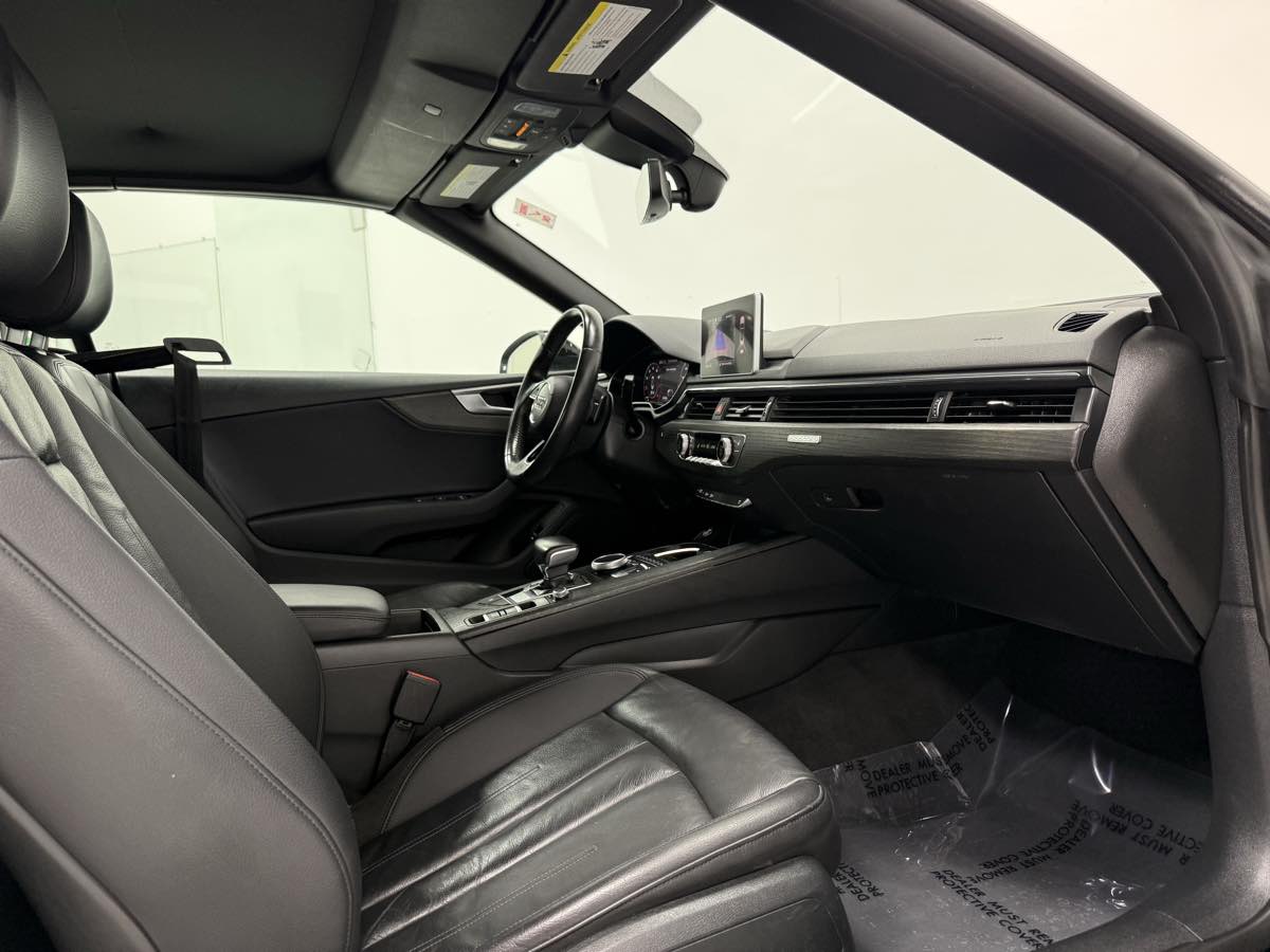Vehicle image 16 of 38