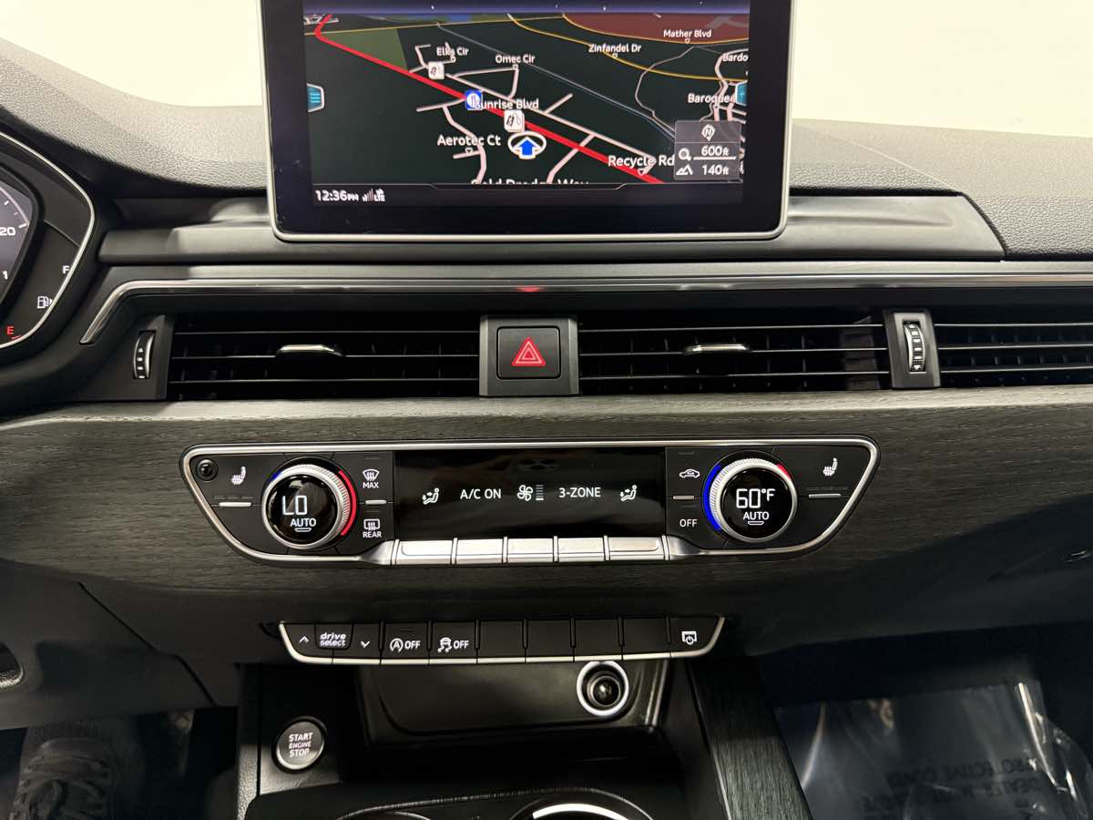 Vehicle image 22 of 38
