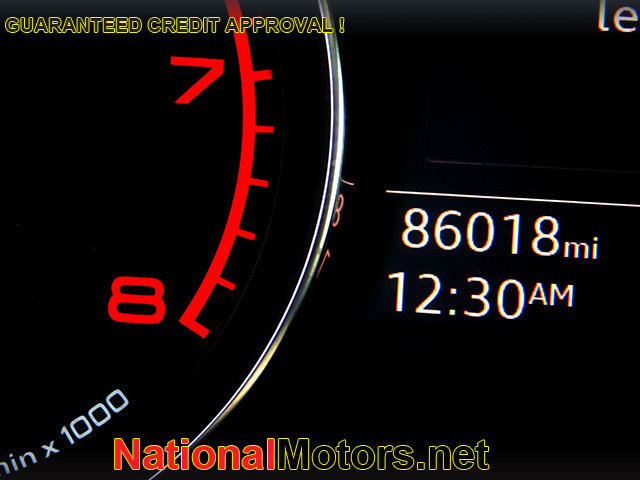Vehicle image 15 of 19