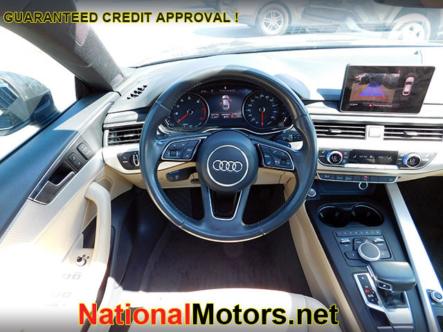Vehicle image 7 of 19