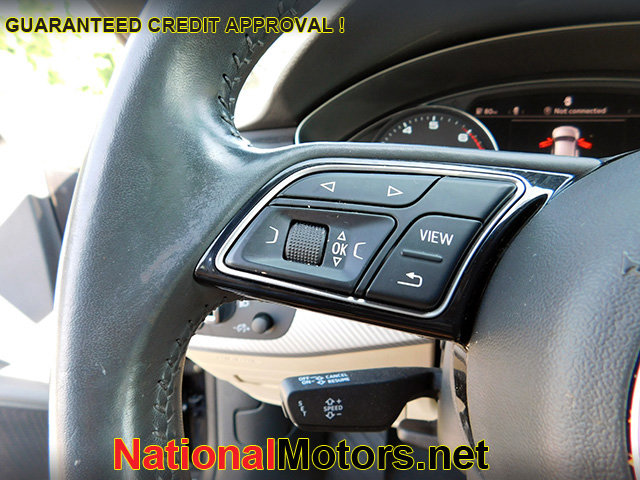 Vehicle image 14 of 19