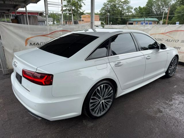 Vehicle image 8 of 52
