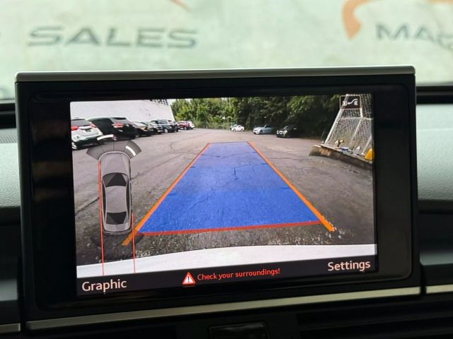 Vehicle image 40 of 52