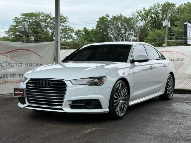 Vehicle image 2 of 52