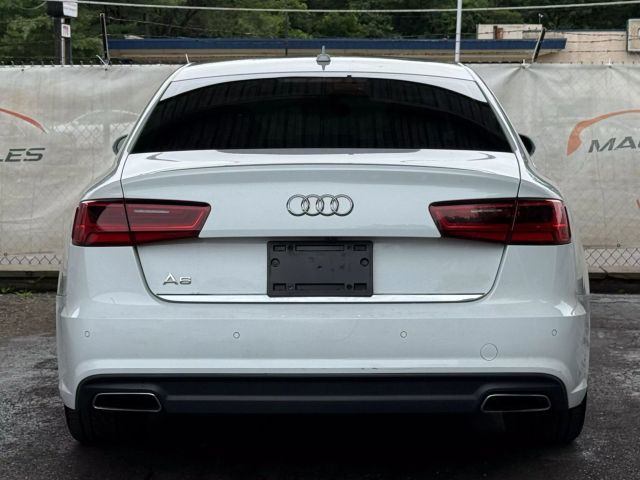 Vehicle image 9 of 52