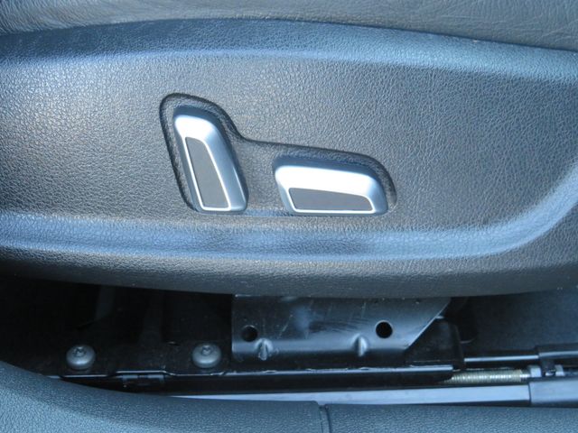 Vehicle image 12 of 37