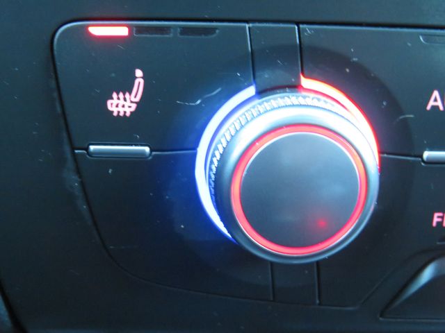 Vehicle image 30 of 37