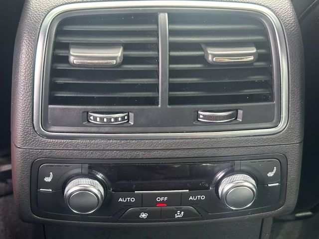 Vehicle image 21 of 29