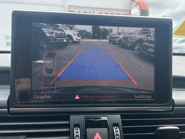Vehicle image 22 of 29