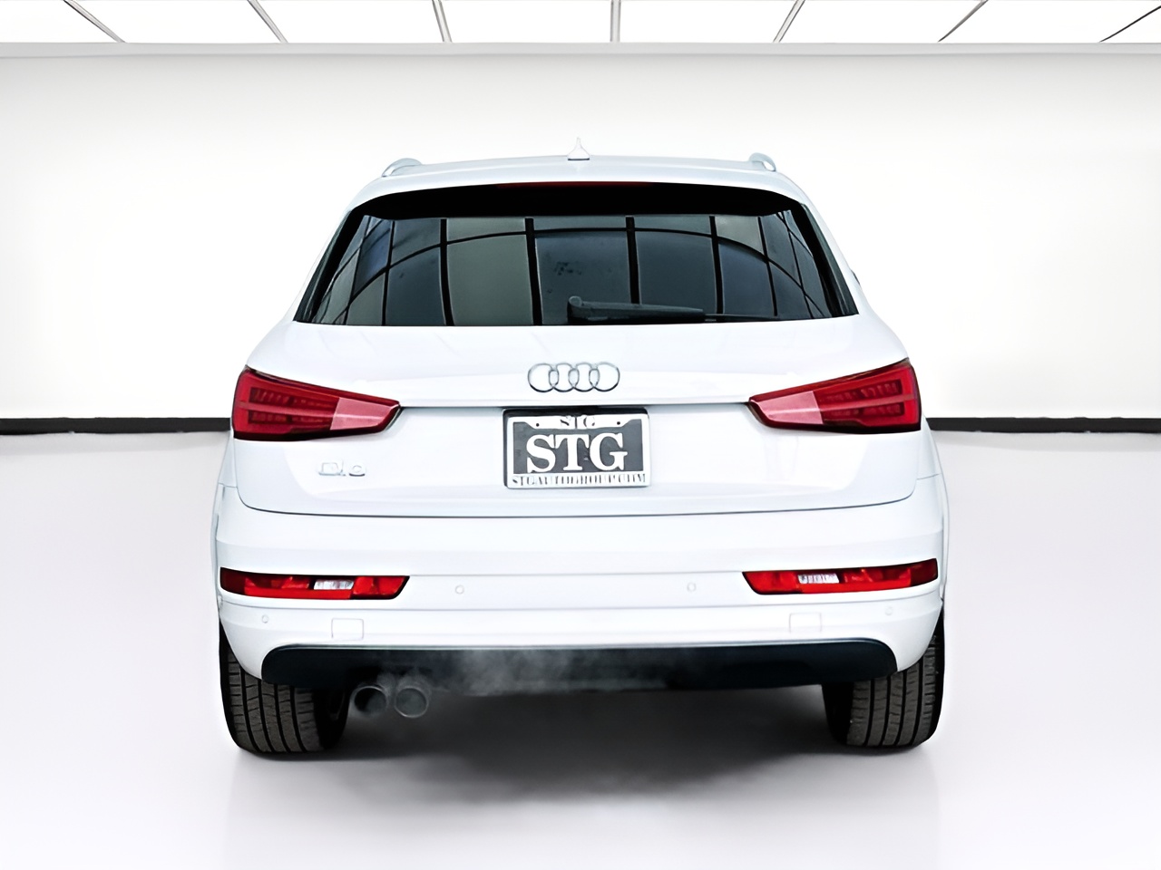 Vehicle image 25 of 26