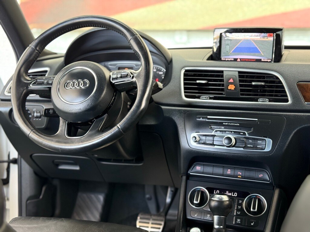 Vehicle image 38 of 57