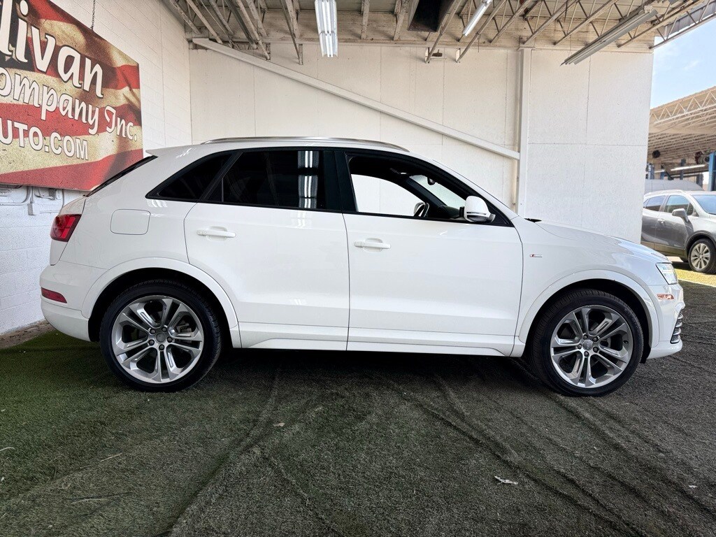Vehicle image 6 of 57