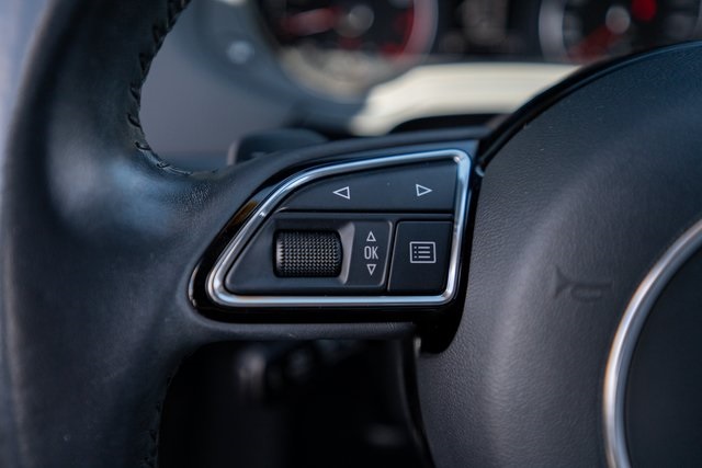 Vehicle image 28 of 36