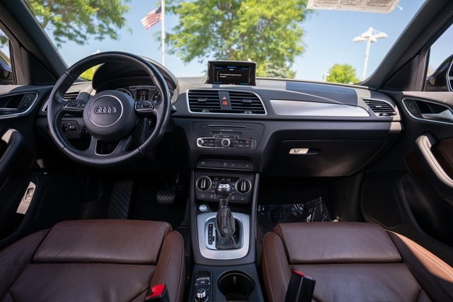 Vehicle image 15 of 36