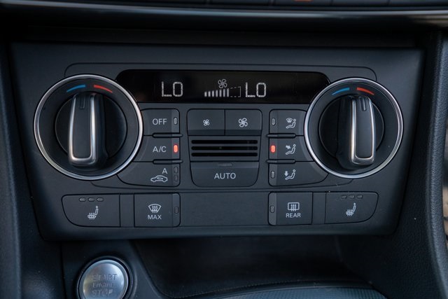 Vehicle image 34 of 36