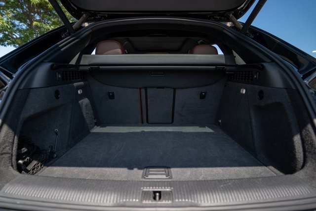 Vehicle image 9 of 36