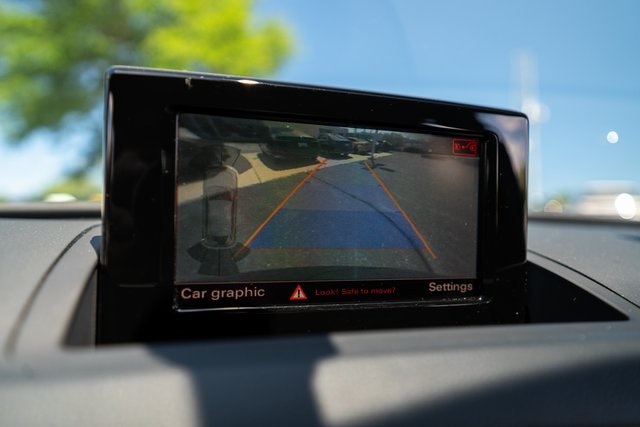Vehicle image 19 of 36