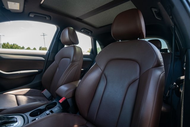 Vehicle image 13 of 36