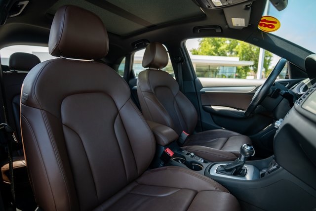 Vehicle image 12 of 36