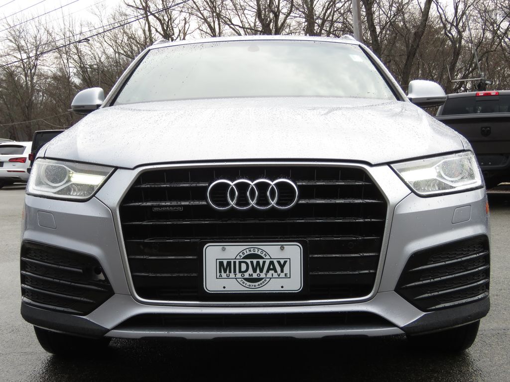 2018 Audi Q3 Sport Premium Image 2 of 27