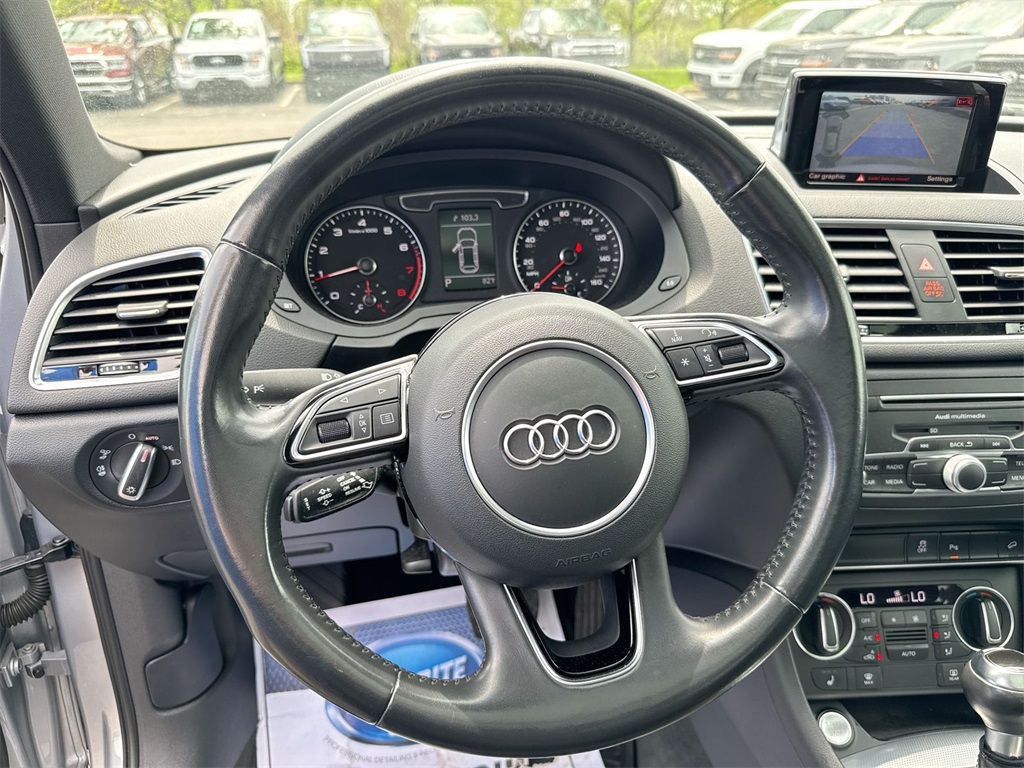 Vehicle image 20 of 28