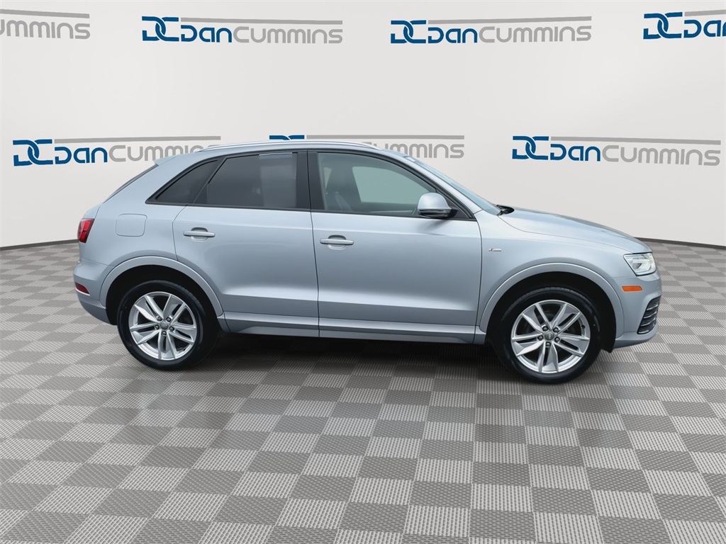 Vehicle image 5 of 28