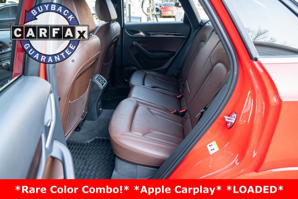 Vehicle image 17 of 31