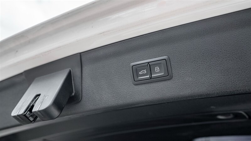 Vehicle image 44 of 44