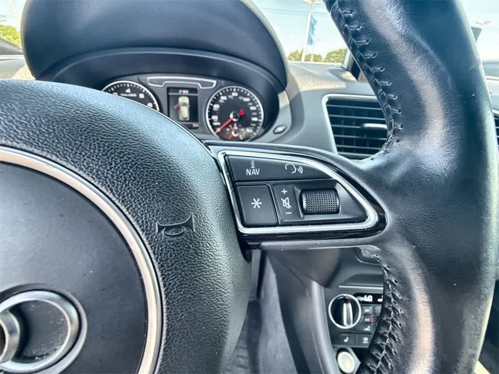Vehicle image 20 of 36