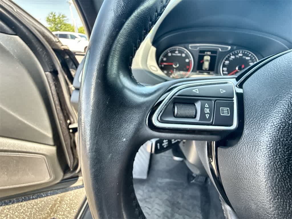 Vehicle image 31 of 36