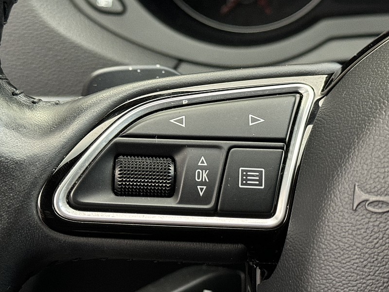 Vehicle image 41 of 43