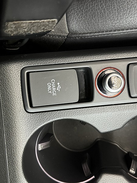 Vehicle image 35 of 43