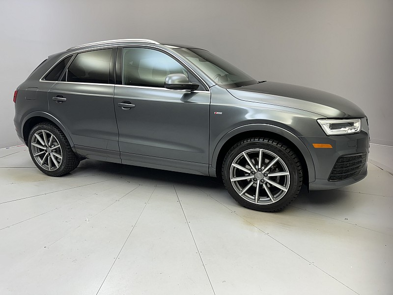 Vehicle image 3 of 43