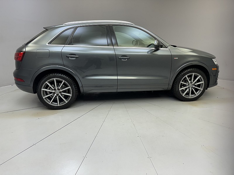 Vehicle image 4 of 43