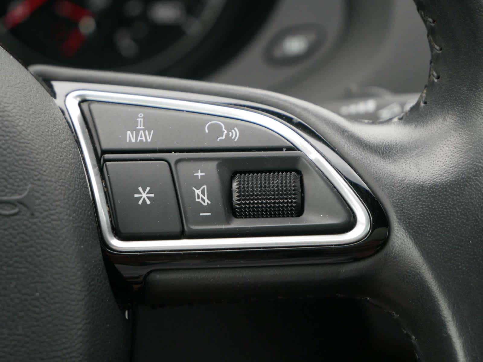 Vehicle image 21 of 30