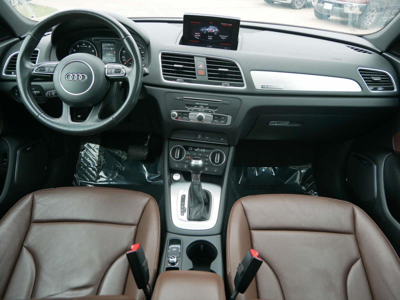 Vehicle image 13 of 30