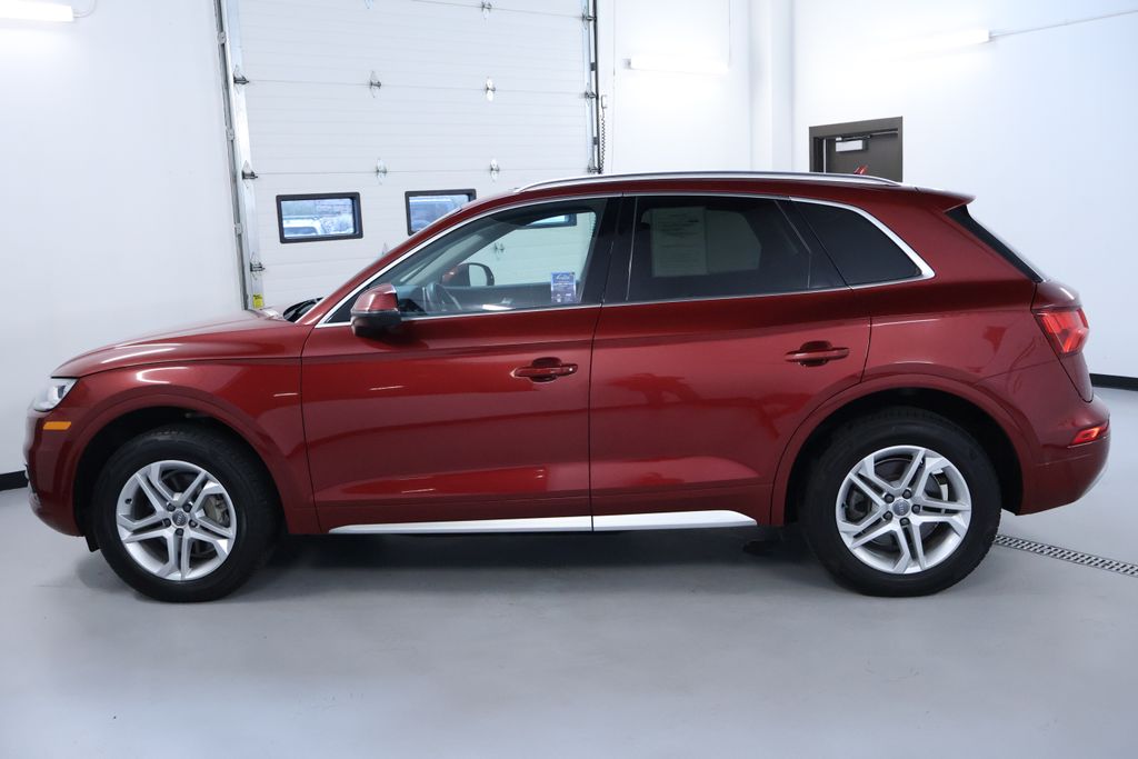 Vehicle image 9 of 48