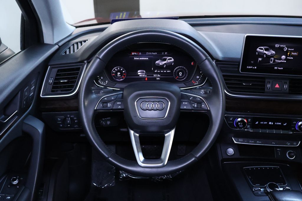Vehicle image 15 of 48