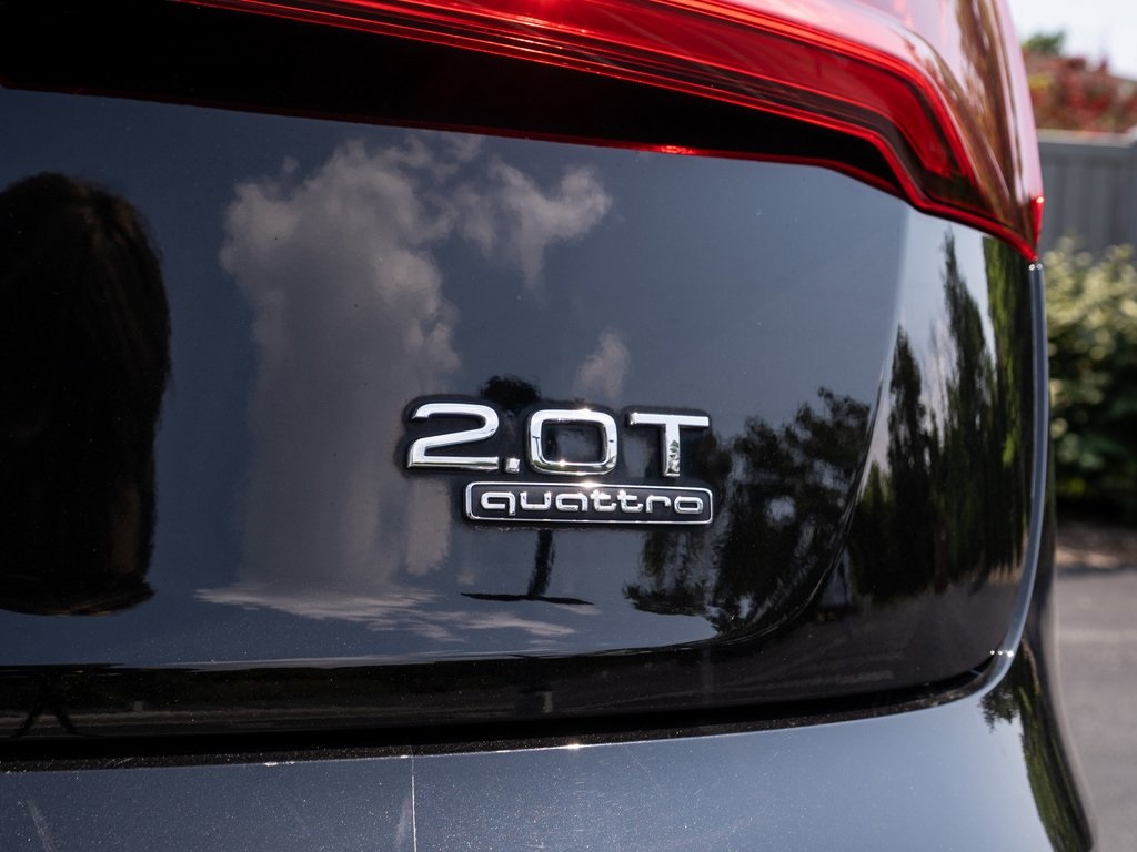 Vehicle image 37 of 39