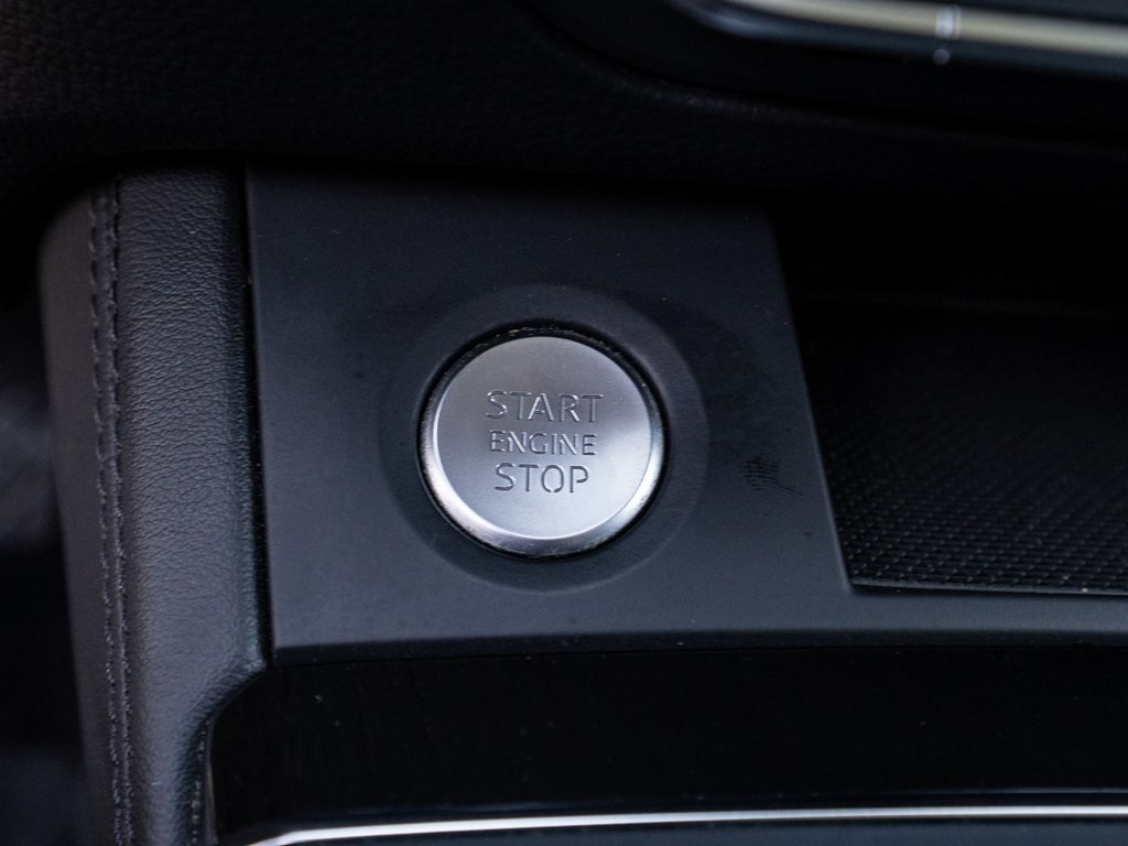 Vehicle image 29 of 39